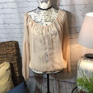 Weavers sheer elastic waist and sleeve blouse